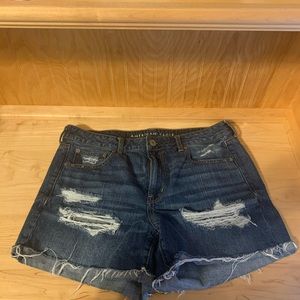 American Eagle Tomgirl Midi Shorts